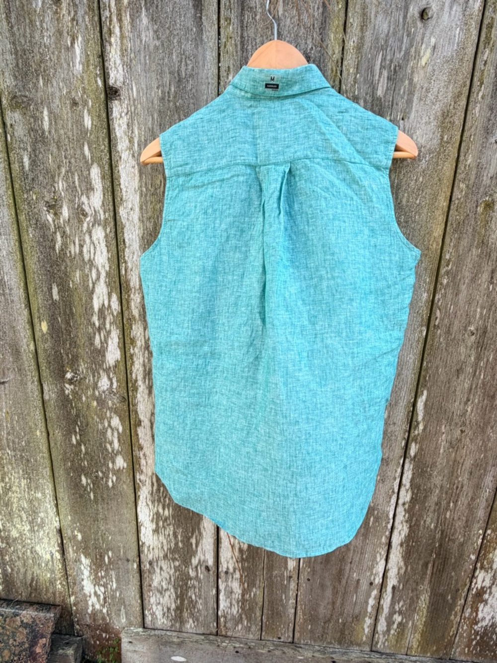 New Uniqlo Teal Sleeveless Button-Down Linen Shirt - Picture 2 of 8